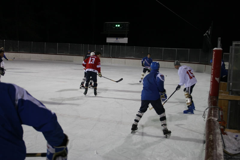 gal/Eishockeyspiel in Toblach/2008-02-02 SVR Eishockey 057.jpg